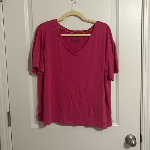 Pink VNeck - Picture 1 of 3